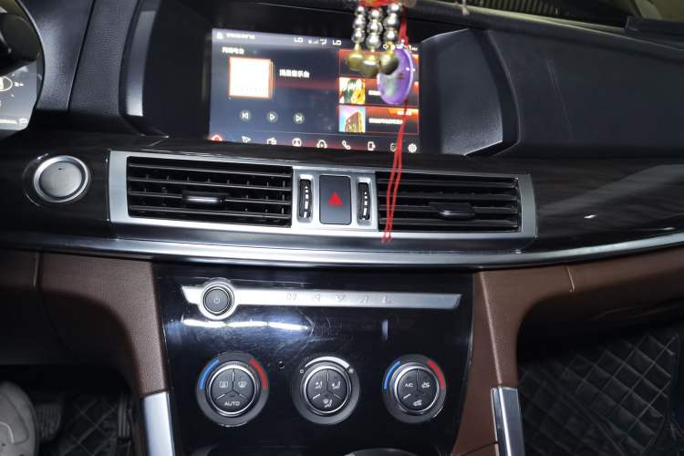 Used Haval H7 2019 2.0T Smart Enjoyment Version China VI Standard Audio And AC Panel
