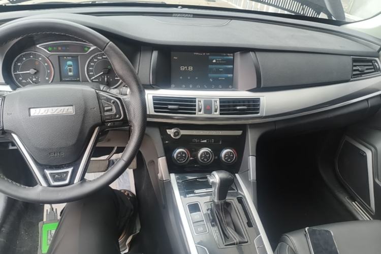 Used Haval H7 2019 2.0T Enjoyment Model China VI Standard Center Console