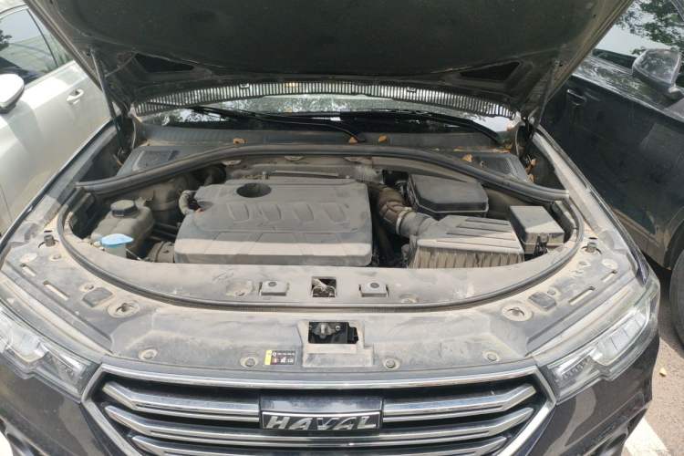 Used Haval H7 2019 2.0T Enjoyment Model China VI Standard Engine Bay