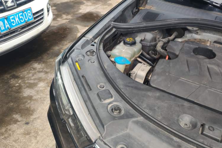 Used Haval H7 2019 2.0T Smart Enjoyment Version China VI Standard Engine Bay Right