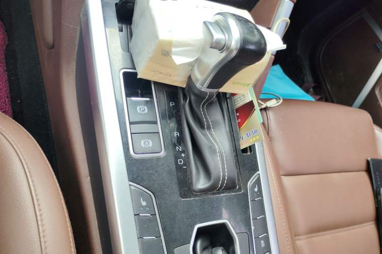 Used Haval H7 2019 2.0T Smart Enjoyment Version China VI Standard Gear Lever