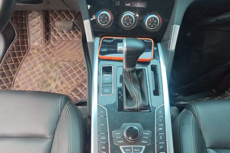 Used Haval H7 2019 2.0T Smart Enjoyment Version China V Standard Gear Lever