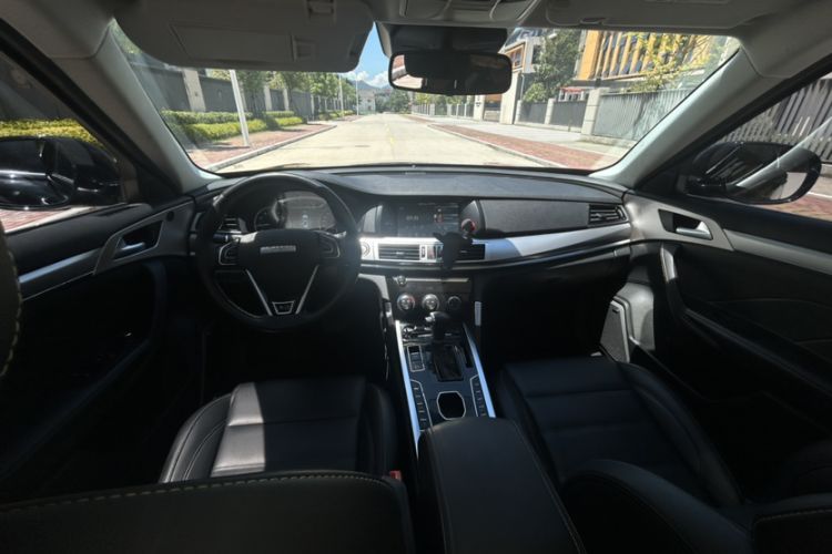 Used Haval H7 2019 2.0T Enjoyment Model China VI Standard Interior 1