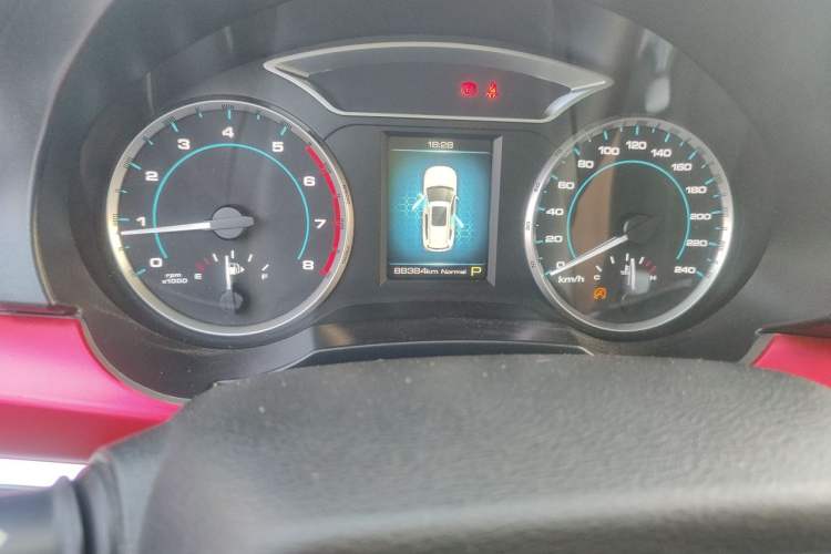 Used Haval H7 2019 H7L 2.0T Luxury Model Odometer Close Up