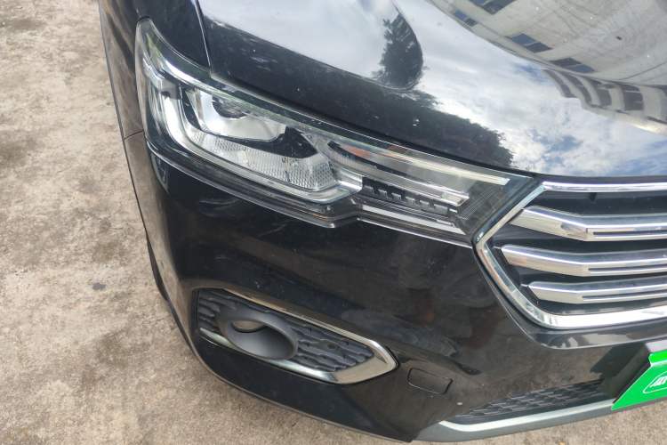 Used Haval H7 2019 2.0T Smart Enjoyment Version China VI Standard Right Front Headlight