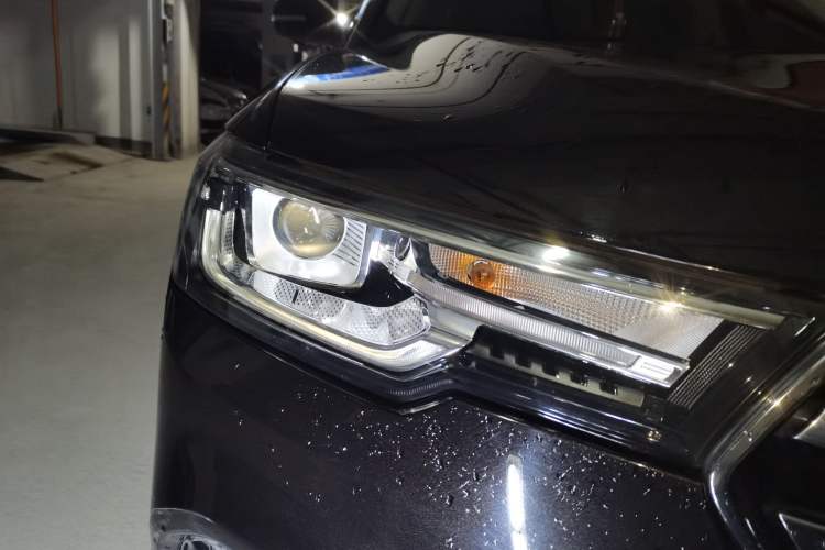 Used Haval H7 2019 2.0T Smart Enjoyment Version China VI Standard Right Front Headlight