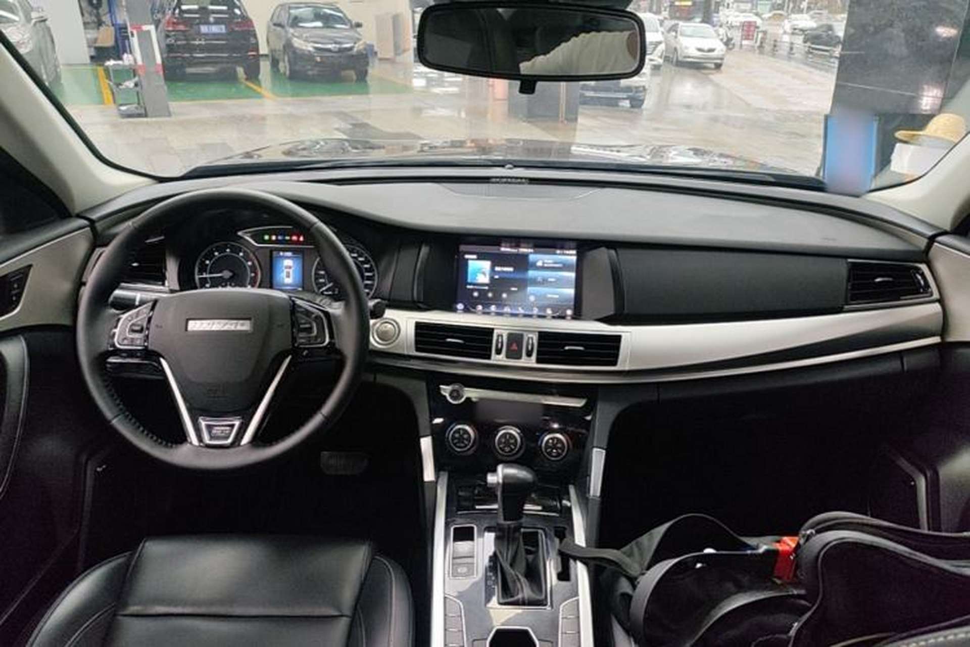 Used Haval H7 2019 2.0T Enjoyment Model China VI Standard Center Console