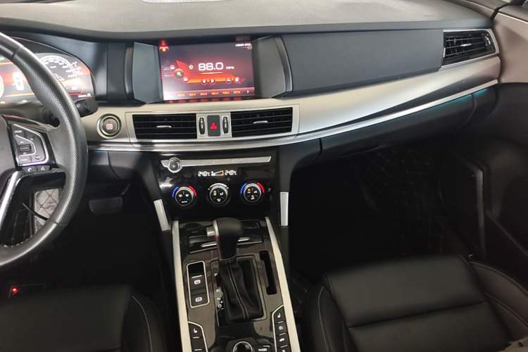 Used Haval H7 2019 2.0T Smart Enjoyment Version China V Standard Audio And AC Panel
