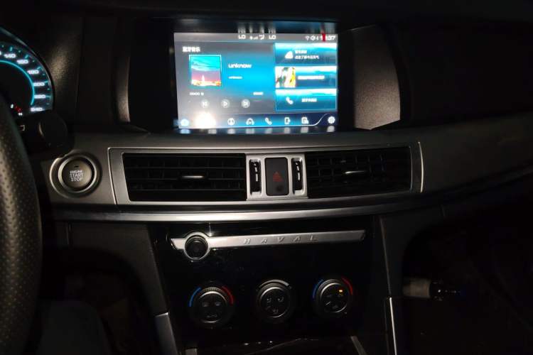 Used Haval H7 2019 2.0T Enjoyment Model China VI Standard Audio And AC Panel