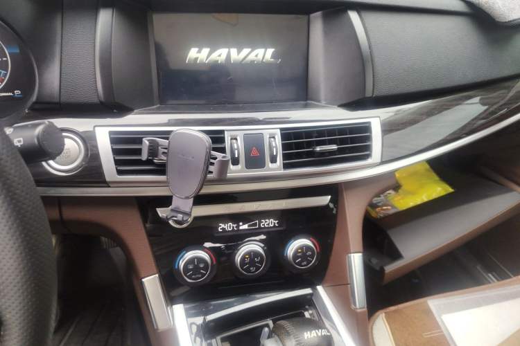 Used Haval H7 2019 2.0T Smart Enjoyment Version China VI Standard Audio And AC Panel
