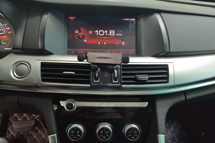 Used Haval H7 2019 2.0T Smart Enjoyment Version China V Standard Audio And AC Panel