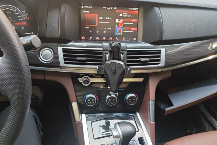 Used Haval H7 2019 2.0T Smart Enjoyment Version China VI Standard Audio And AC Panel
