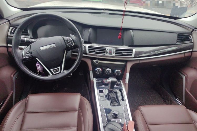 Used Haval H7 2019 2.0T Luxury Edition China VI Standard Center Console
