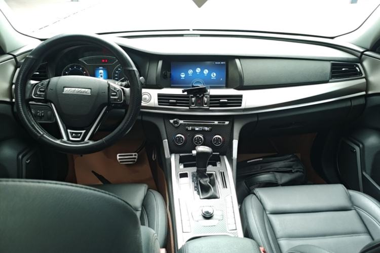 Used Haval H7 2019 H7L 2.0T Luxury Model Center Console