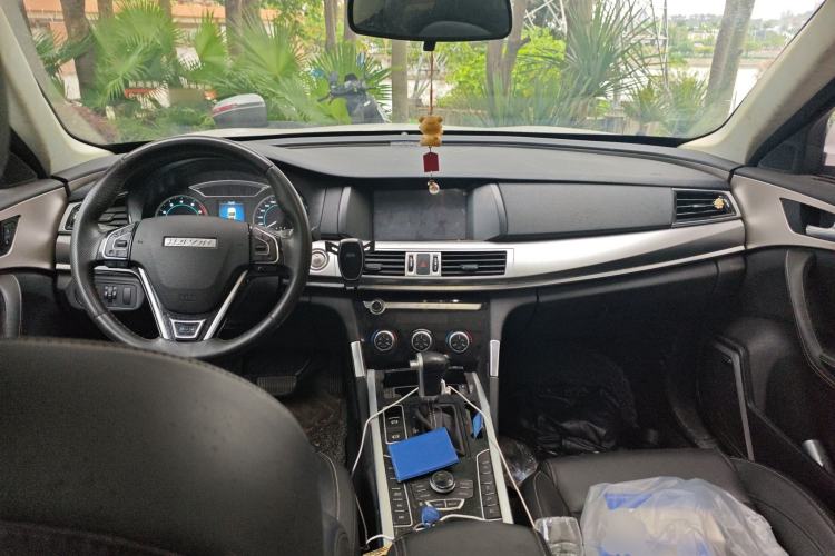 Used Haval H7 2019 2.0T Enjoyment Version China V Standard Center Console