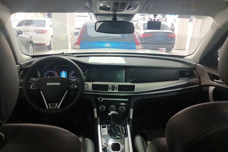 Used Haval H7 2019 2.0T Enjoyment Model China VI Standard Center Console