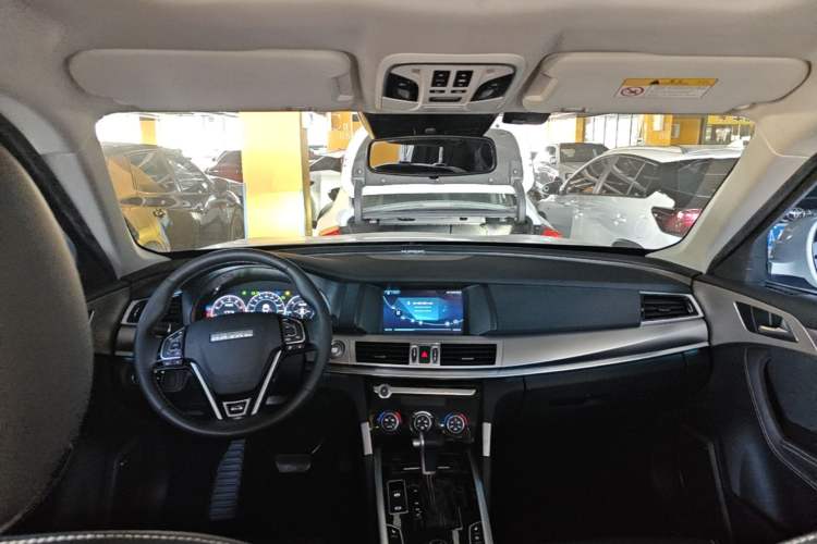 Used Haval H7 2019 2.0T Smart Enjoyment Version China V Standard Center Console
