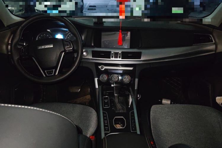 Used Haval H7 2019 2.0T Enjoyment Model China VI Standard Center Console