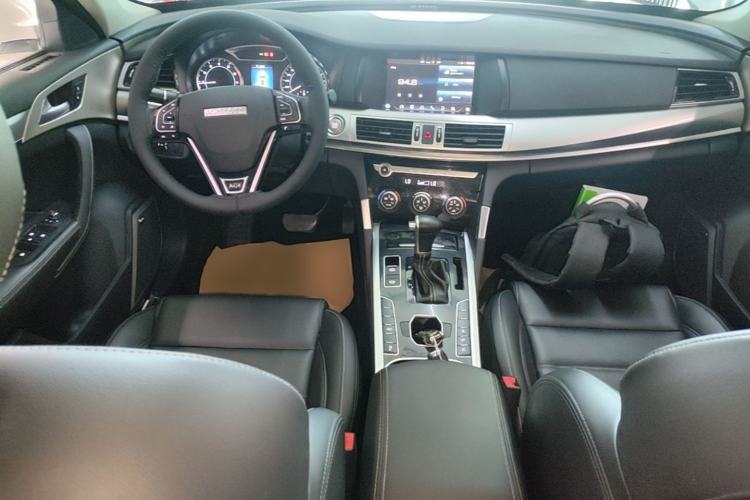 Used Haval H7 2019 2.0T Enjoyment Model China VI Standard Center Console