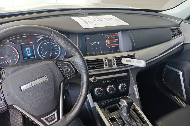 Used Haval H7 2019 2.0T Enjoyment Model China VI Standard Center Console
