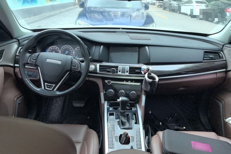 Used Haval H7 2019 2.0T Smart Enjoyment Version China VI Standard Center Console