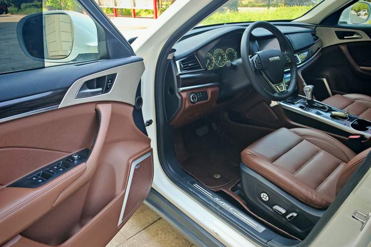 Used Haval H7 2019 2.0T Smart Enjoyment Version China VI Standard Driver Seat