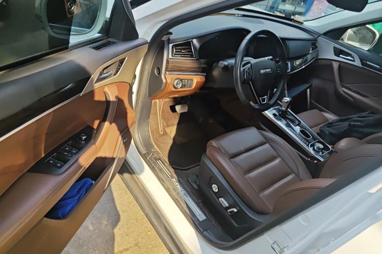 Used Haval H7 2019 2.0T Smart Enjoyment Version China VI Standard Driver Seat