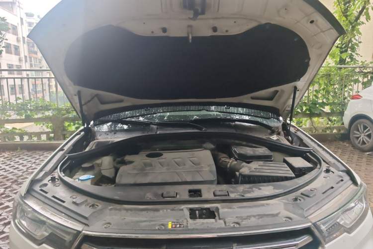 Used Haval H7 2019 2.0T Enjoyment Model China VI Standard Engine Bay