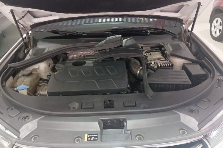 Used Haval H7 2019 2.0T Enjoyment Model China VI Standard Engine Bay