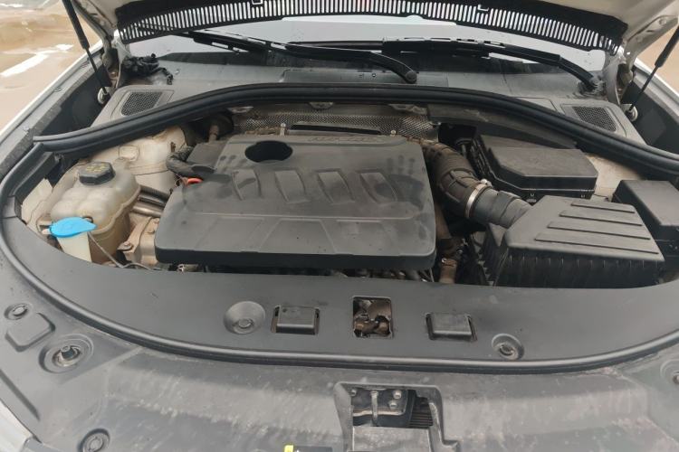 Used Haval H7 2019 2.0T Enjoyment Model China VI Standard Engine Bay