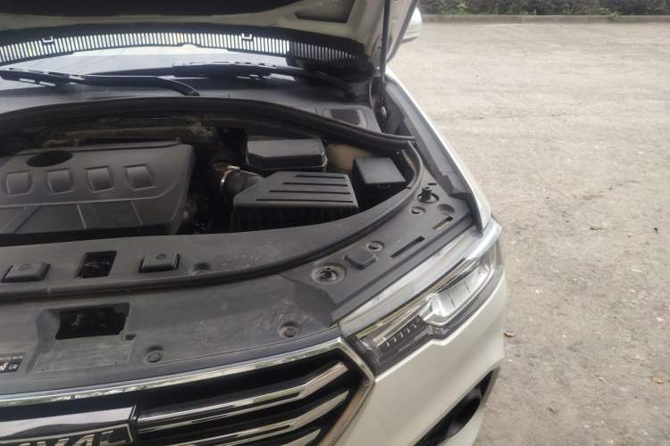 Used Haval H7 2019 2.0T Smart Enjoyment Version China VI Standard Engine Bay Left