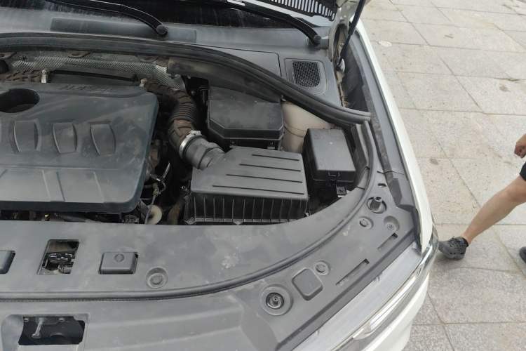 Used Haval H7 2019 2.0T Enjoyment Model China VI Standard Engine Bay Left