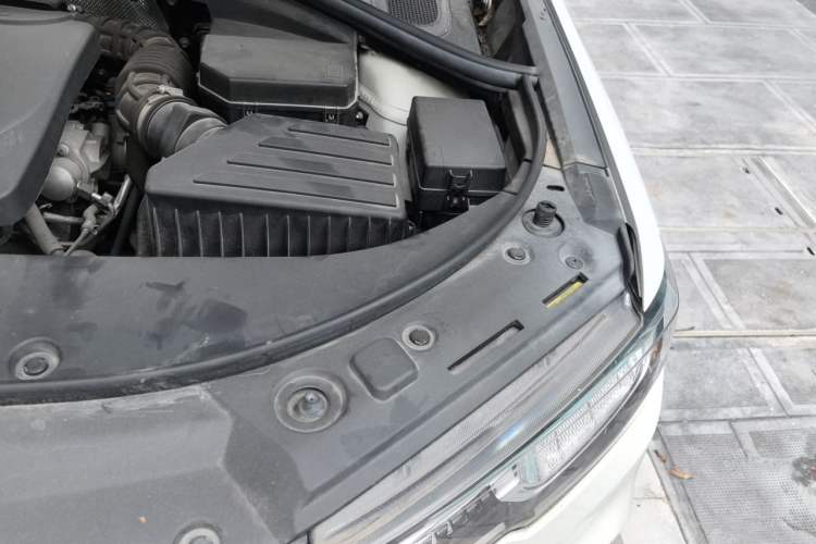 Used Haval H7 2019 2.0T Smart Enjoyment Version China VI Standard Engine Bay Left