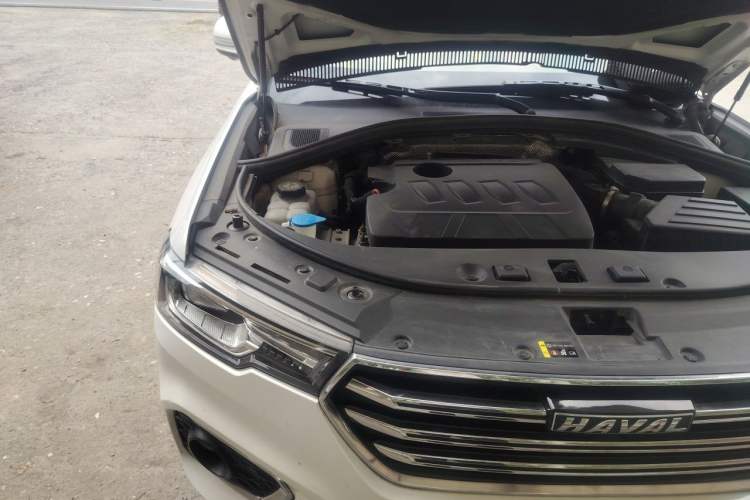 Used Haval H7 2019 2.0T Smart Enjoyment Version China VI Standard Engine Bay Right