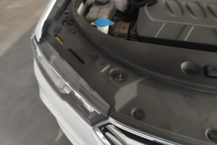 Used Haval H7 2019 2.0T Smart Enjoyment Version China VI Standard Engine Bay Right