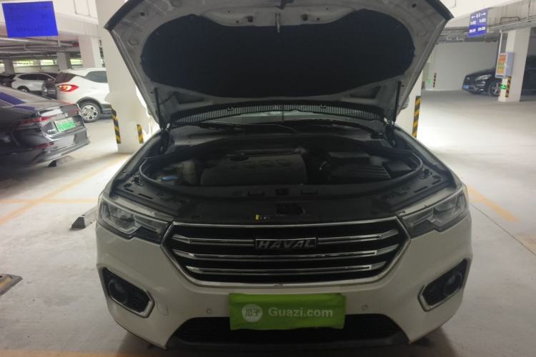 Used Haval H7 2019 2.0T Smart Enjoyment Version China VI Standard Engine Bay