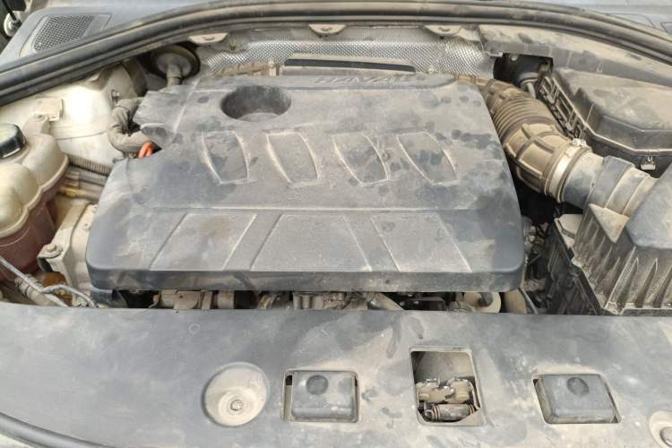 Used Haval H7 2019 2.0T Enjoyment Model China VI Standard Engine Bay