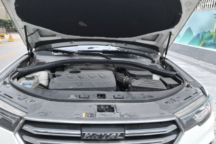 Used Haval H7 2019 2.0T Smart Enjoyment Version China VI Standard Engine Bay