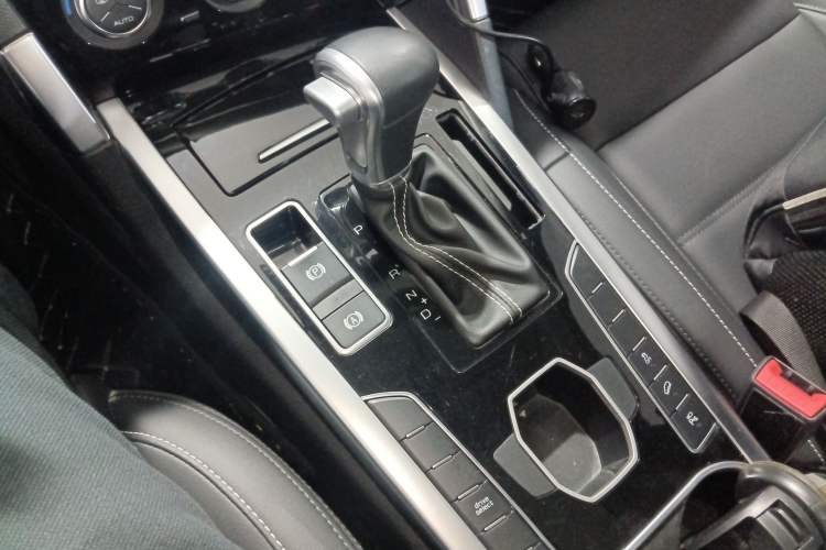 Used Haval H7 2019 2.0T Enjoyment Model China VI Standard Gear Lever