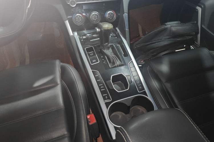 Used Haval H7 2019 2.0T Enjoyment Model China VI Standard Gear Lever
