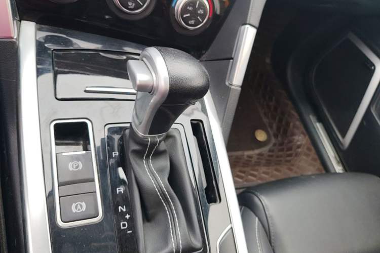 Used Haval H7 2019 2.0T Enjoyment Model China VI Standard Gear Lever