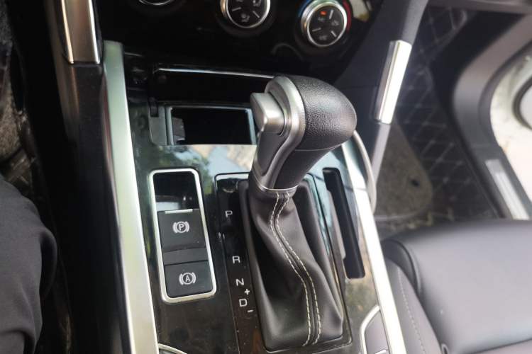 Used Haval H7 2019 2.0T Enjoyment Version China V Standard Gear Lever