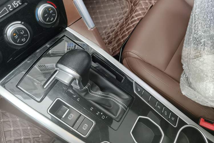 Used Haval H7 2019 2.0T Smart Enjoyment Version China VI Standard Gear Lever