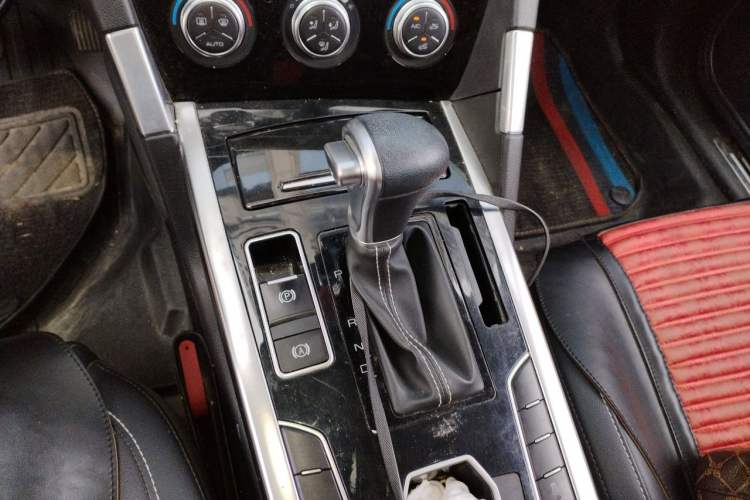 Used Haval H7 2019 2.0T Enjoyment Model China VI Standard Gear Lever