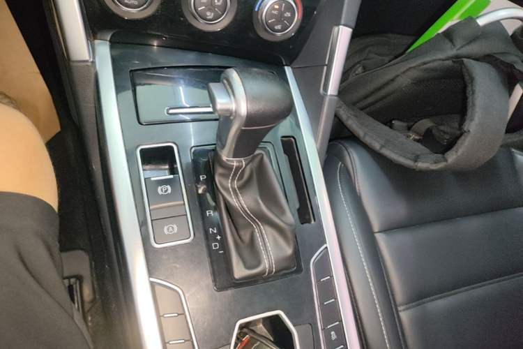 Used Haval H7 2019 2.0T Enjoyment Model China VI Standard Gear Lever