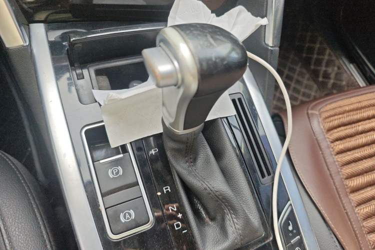 Used Haval H7 2019 H7L 2.0T Luxury Model Gear Lever