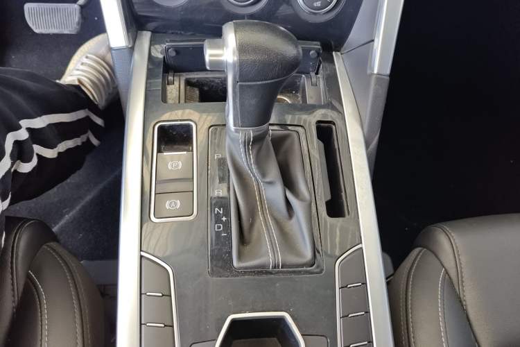 Used Haval H7 2019 2.0T Enjoyment Model China VI Standard Gear Lever