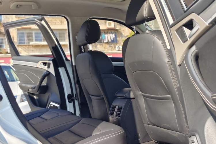 Used Haval H7 2019 2.0T Enjoyment Model China VI Standard Interior 11