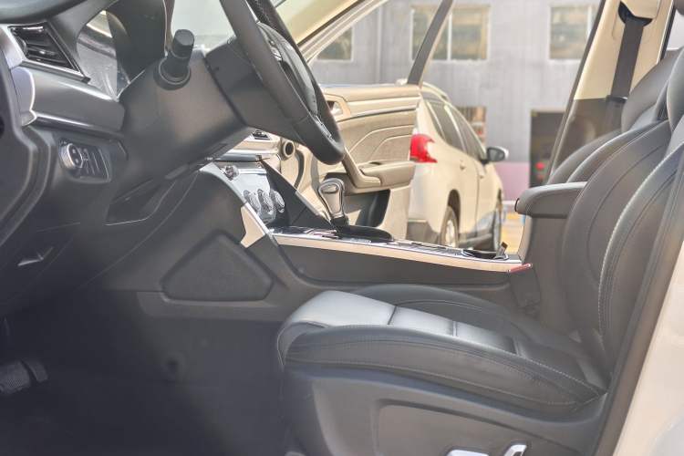 Used Haval H7 2019 2.0T Enjoyment Model China VI Standard Interior 12