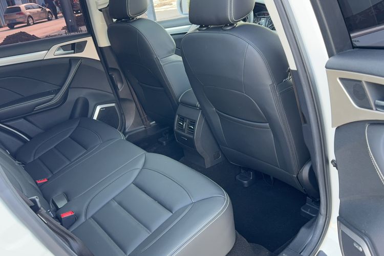Used Haval H7 2019 2.0T Enjoyment Model China VI Standard Interior 3
